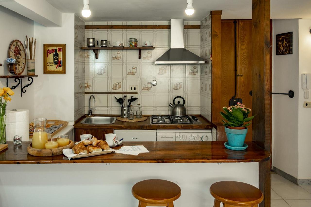 Casina Trastevere Roma Esterno foto